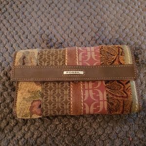Womens Fossil wallet